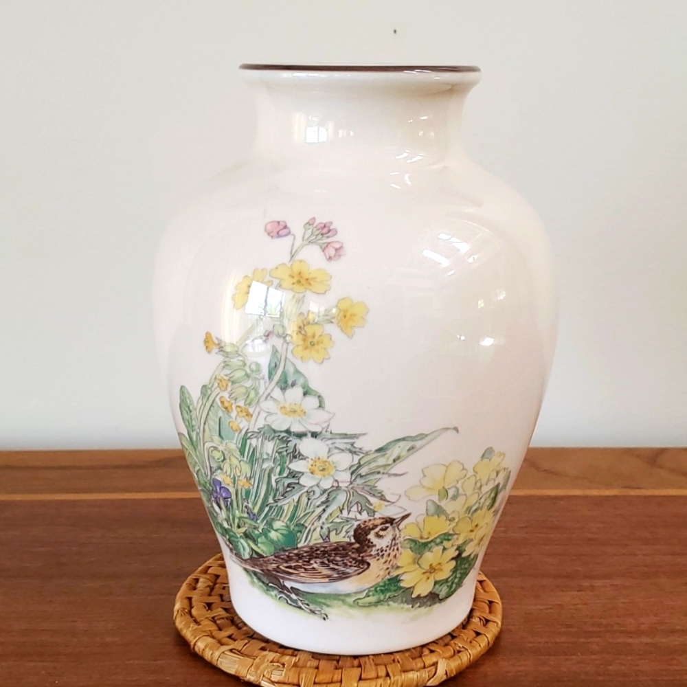 Vintage 6" Vase by NORITAKE